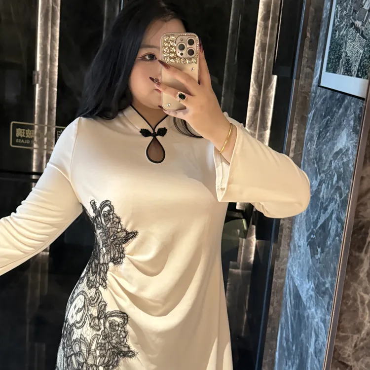 新中式国风改良裙2025女秋季新款重工刺绣设计感大码旗袍 