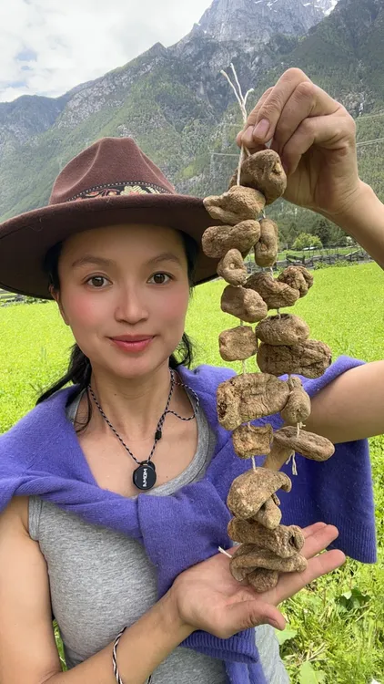西藏高原天麻月子炖汤