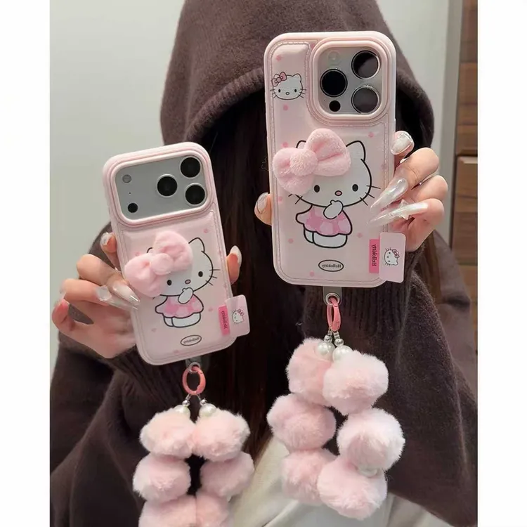 雅天立可爱俏皮凯蒂猫适用iPhone16promax苹果17鼓包手机壳15挂绳
