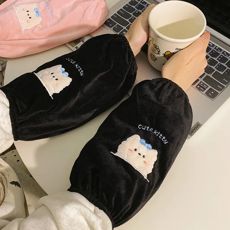秋冬长款可爱羽绒服耐脏袖套成人工作学生学习防污护袖毛绒款套袖