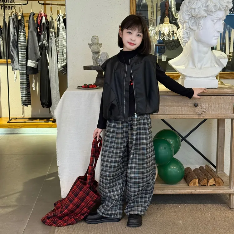 女童春秋皮衣马甲格子裤2025新款女大童时髦洋气儿童秋装休闲三件