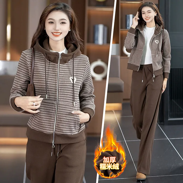 运动套装女冬季2025新款洋气妈妈宽松显瘦连帽卫衣加绒加厚两件套