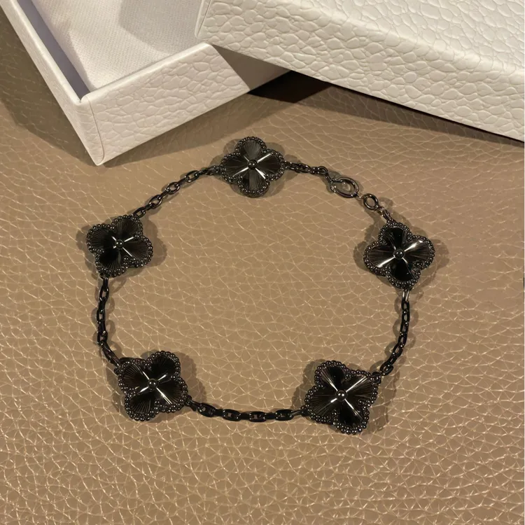 钛钢手链 高品质黑武士四叶草枪黑镭射CNC精工扣头五花手链