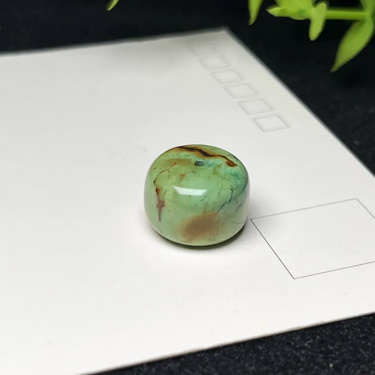 原矿高瓷无优化绿松石鼓珠 直径15厚10mm重4.6克油绿炫彩墩子老型
