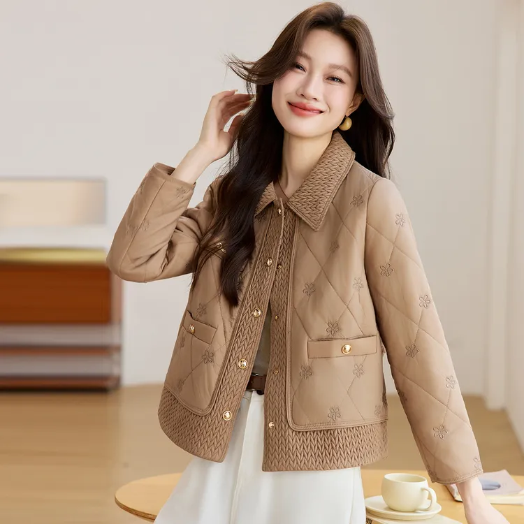 设计感独特花朵刺绣菱形格漂亮棉服外套2025冬季新款宽松保暖棉衣