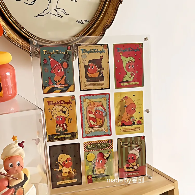 星星人卡片展示盒亚克力9宫格盲盒收纳架泡泡玛特立牌防尘展示架