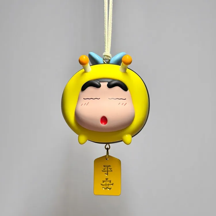 蜡笔小新小蜜蜂汽车挂件创意高级车载车挂后视镜车内装饰品女生eo