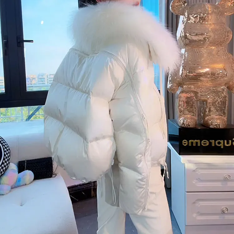 2025新款高级感气质时髦毛领加厚保暖外套宽松显瘦棉服女