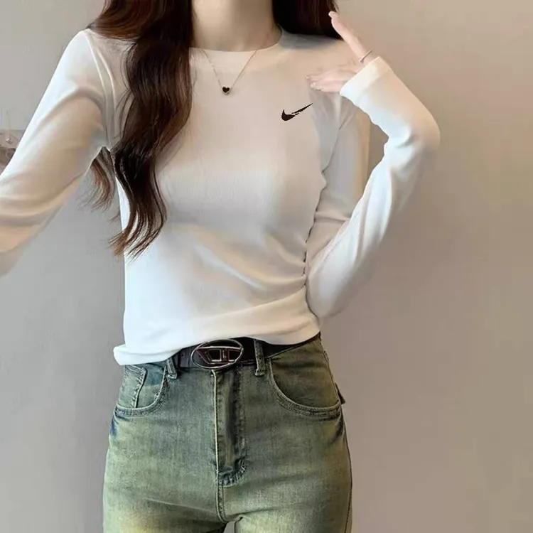 奥特莱斯早秋圆领白色打底衫女长袖t恤修身棉质洋气内搭上衣女装