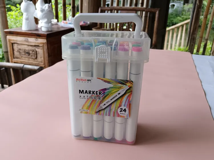 最炫马克笔双头24色