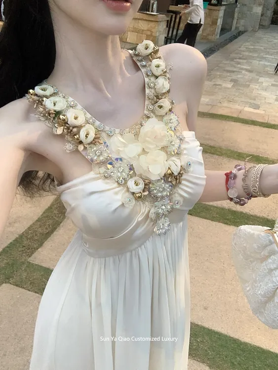 【雅乔芙洛拉】法式气质名媛风辣妹重工钉珠大钻花连衣裙雪纺长裙