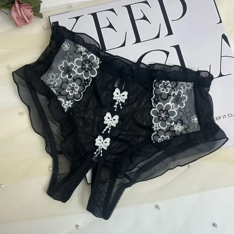 240斤日系甜美蝴蝶镂空蕾丝网纱透气高腰棉裆女士三角内裤性感