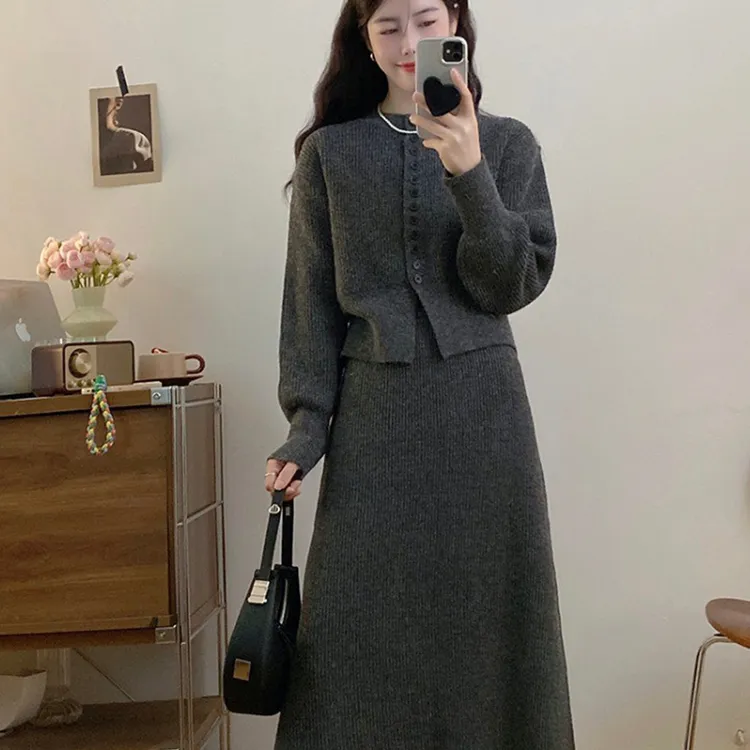 大码慵懒风针织裙子套装女秋冬款胖mm梨形身材穿搭遮肉显瘦两件套