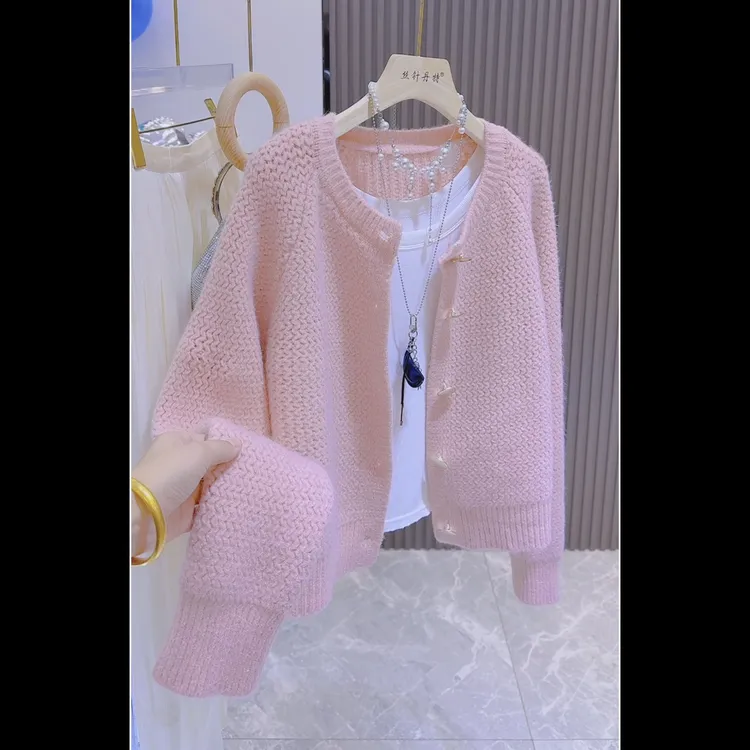 粉色甜美气质圆领设计感针织开衫女2025秋冬新款保暖精致毛衣