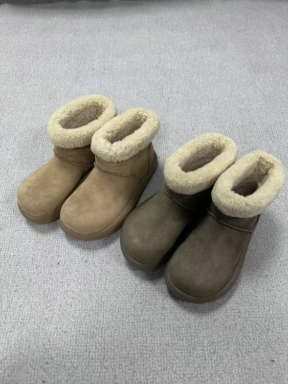 索润SUORUNGIRL2025冬款欧货小土豆毛毛雪地靴丑萌厚底勃肯棉鞋潮