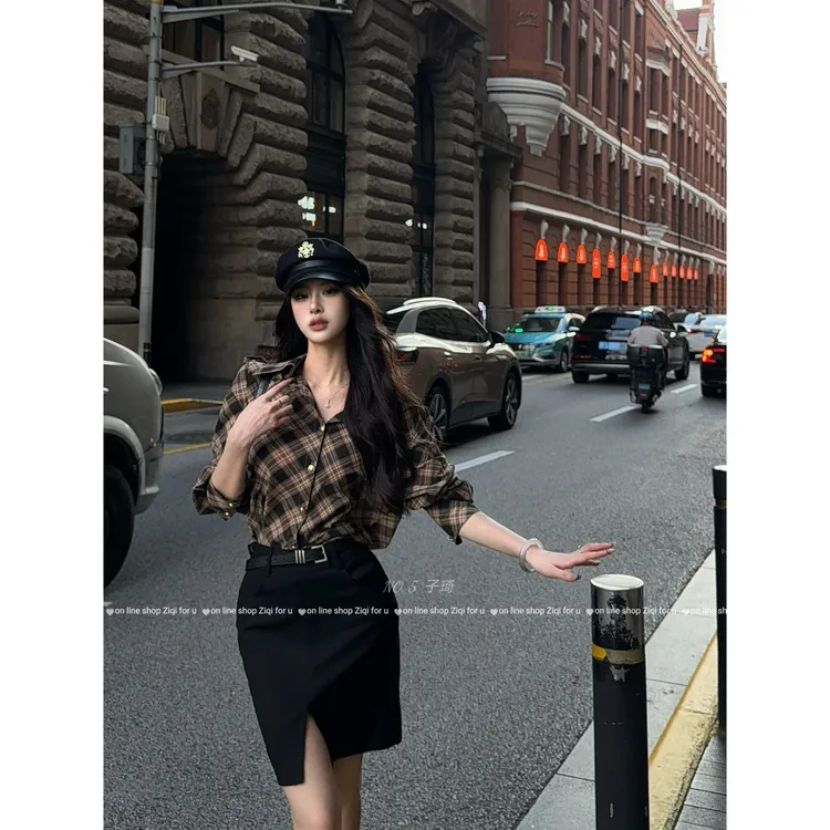 时尚女郎 格纹薄款长袖衬衫女早秋侧开叉半身裙两件套套装7253