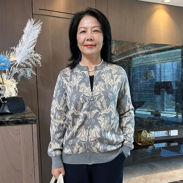 春秋新款长袖运动休闲印花潮流针织妈妈开衫宽松显瘦不挑人2540