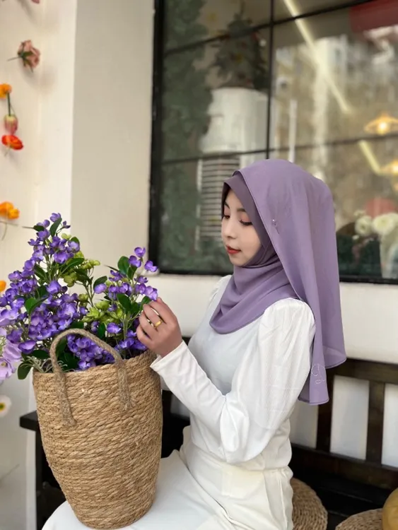 哚哈经典款休闲雪纺百搭绕巾-送针