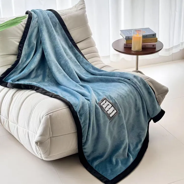 加厚四季午睡小毛毯被子空调办公室沙发毯单人盖毯航空毯披肩毯子
