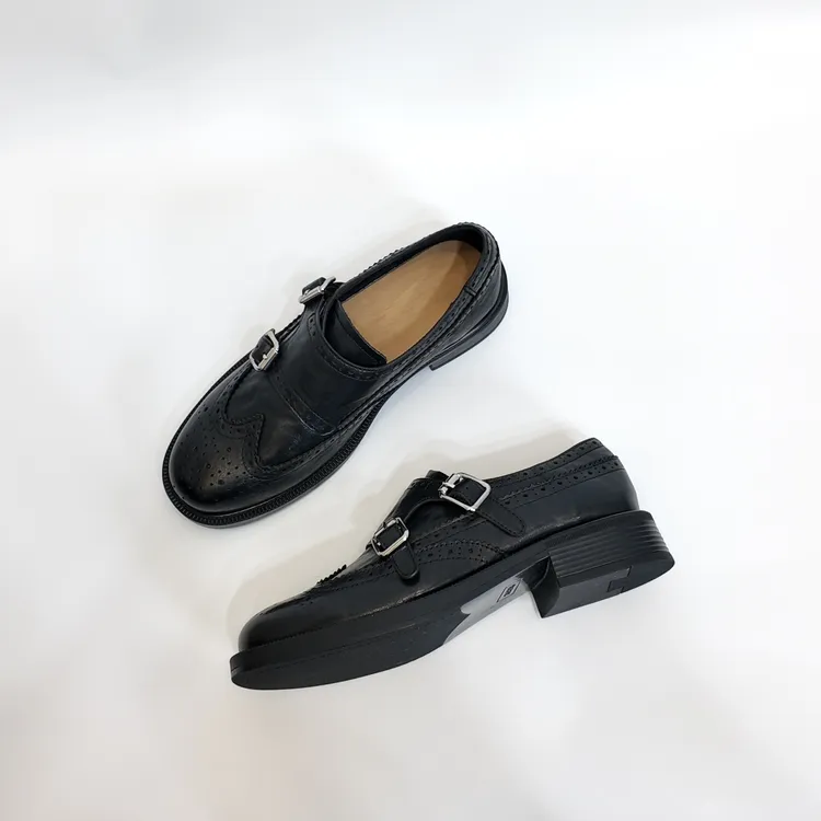 头层牛皮英伦风布洛克雕花皮鞋女-手抓纹