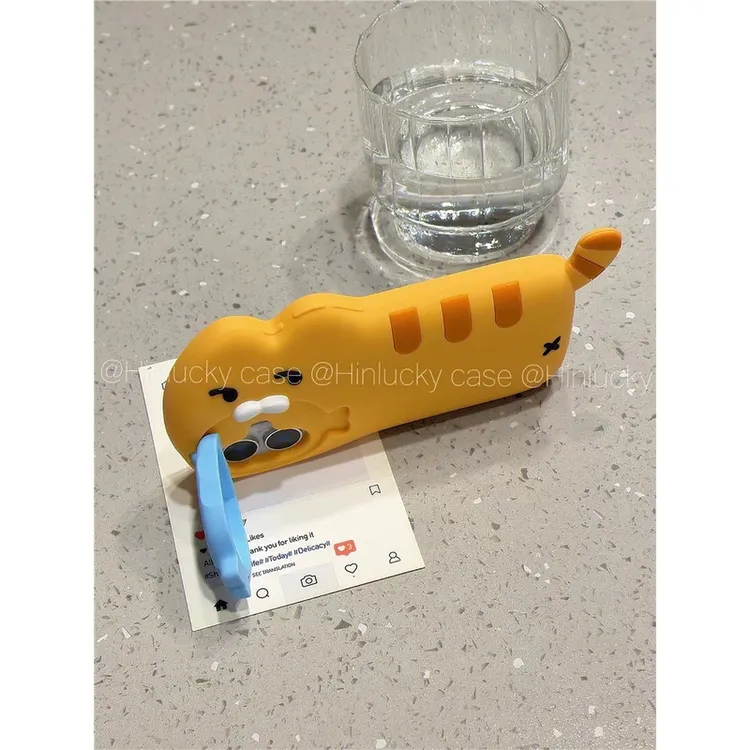 可爱卡通猫咪吃鱼支架适用苹果iphone16promax新款15手机壳14硅胶