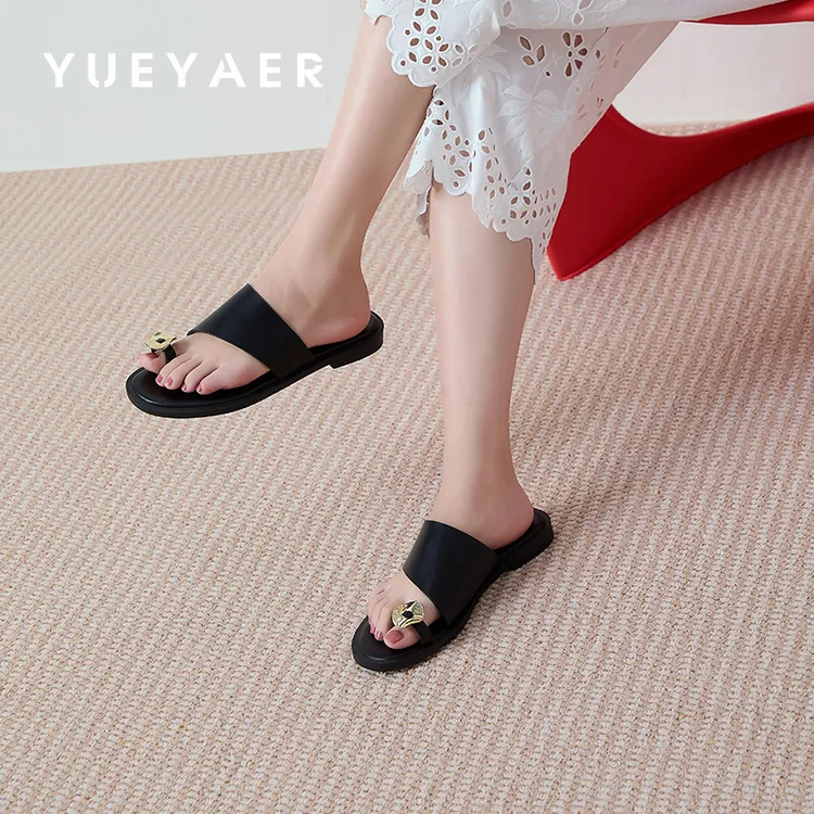月芽儿2025新款时尚百搭凉拖鞋女外穿套趾凉拖海边度假沙滩半拖鞋