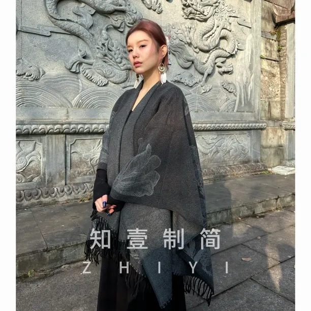 【灼灼清莲】新中式汉制宽松气质百搭包芯纱棉纺外搭披肩斗篷围巾