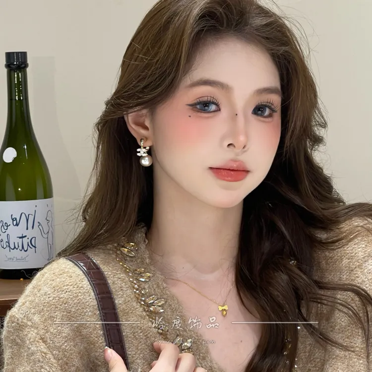 【恰度】优雅气质小香风珠珠双面戴耳钉