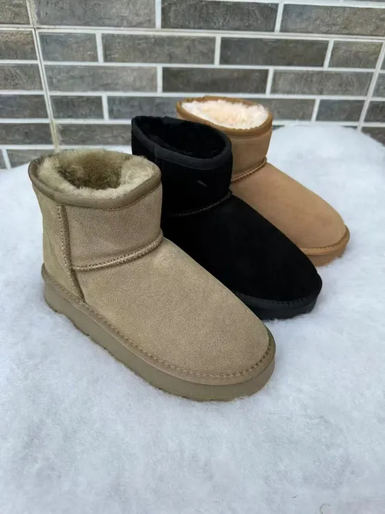 冬季一脚蹬保暖时尚雪地靴加绒女鞋女款