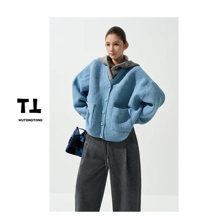 12/02【城堡精灵】冬季假两件连帽长袖毛衣女韩版休闲针织衫63009