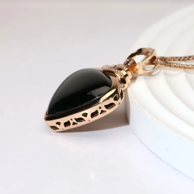 缅甸翡翠墨翠心形吊坠1百搭18k金镶嵌