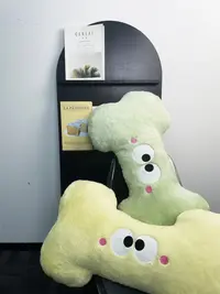 可爱蓝色骨头造型毛绒抱枕长70cm（测量误差2~3cm）