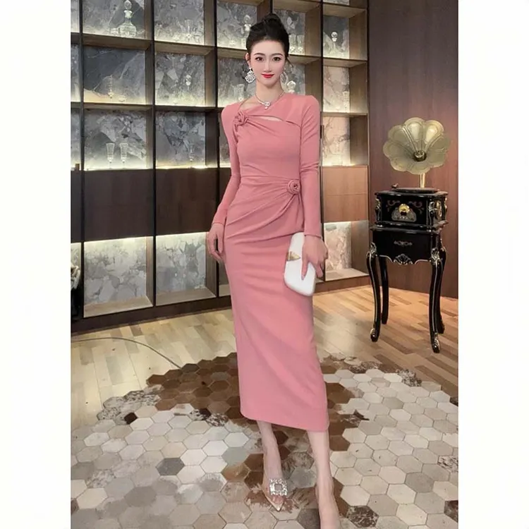 温柔风设计感玫瑰花气质女人味秋冬季连衣裙D4030