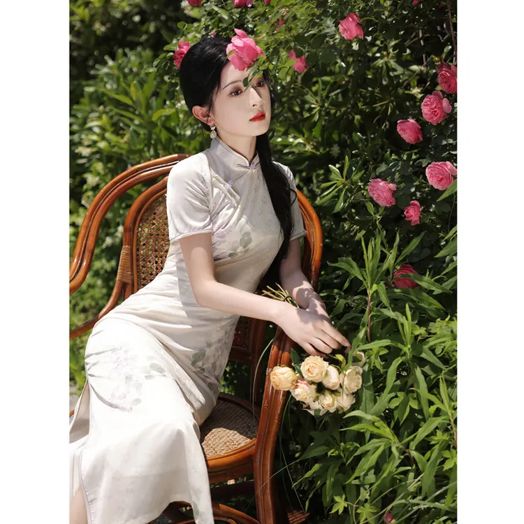 白色旗袍新中式改良年轻款民国风少女连衣裙2024新款夏季日常可穿