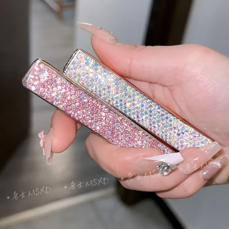 新款防风镶钻打火机迷你便携充电创意点烟器创意闺蜜送女友礼物潮