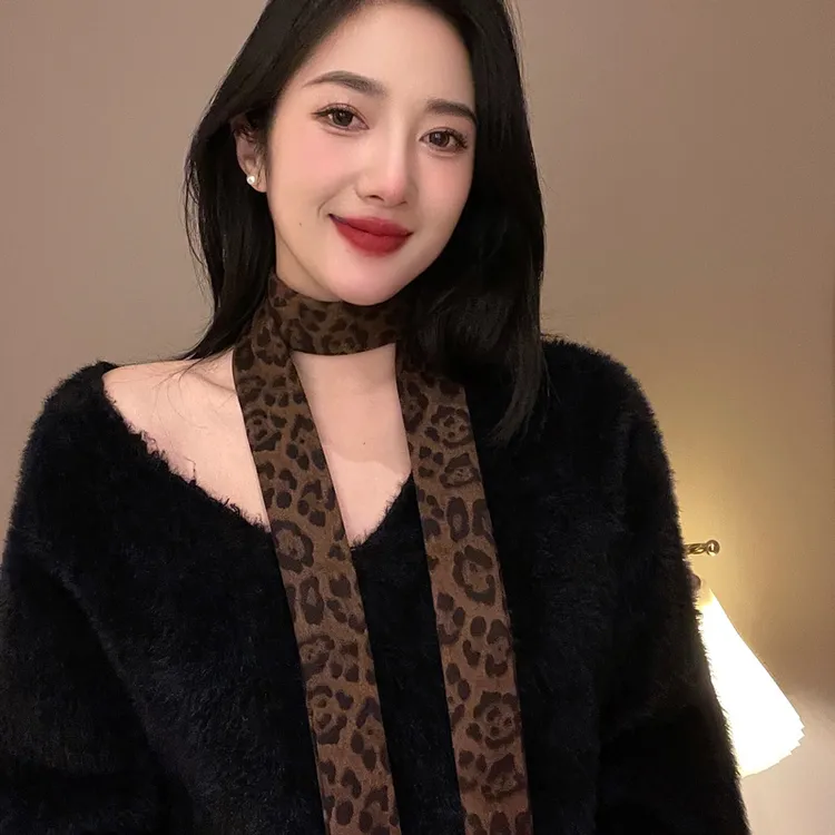 2025新款欧美风豹纹雪纺长条丝巾女时尚辣妹装饰领巾轻薄围巾飘带