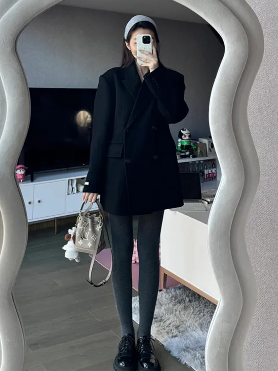 赫本风毛呢西装外套女冬季高级感时尚修身廓形垫肩双排扣呢子大衣