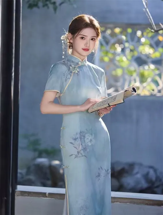 蓝色仿醋酸提花缎侧八扣长款旗袍