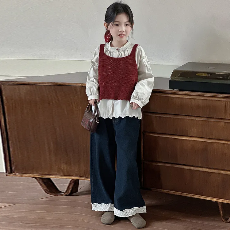 韩国童装女童春秋套装洋气2025新款儿童毛衣衬衫牛仔裤三件套秋装