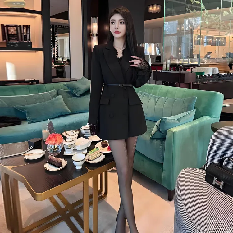 2025春秋新款西服女装显瘦蕾丝连衣裙外套女款爆款2025新款