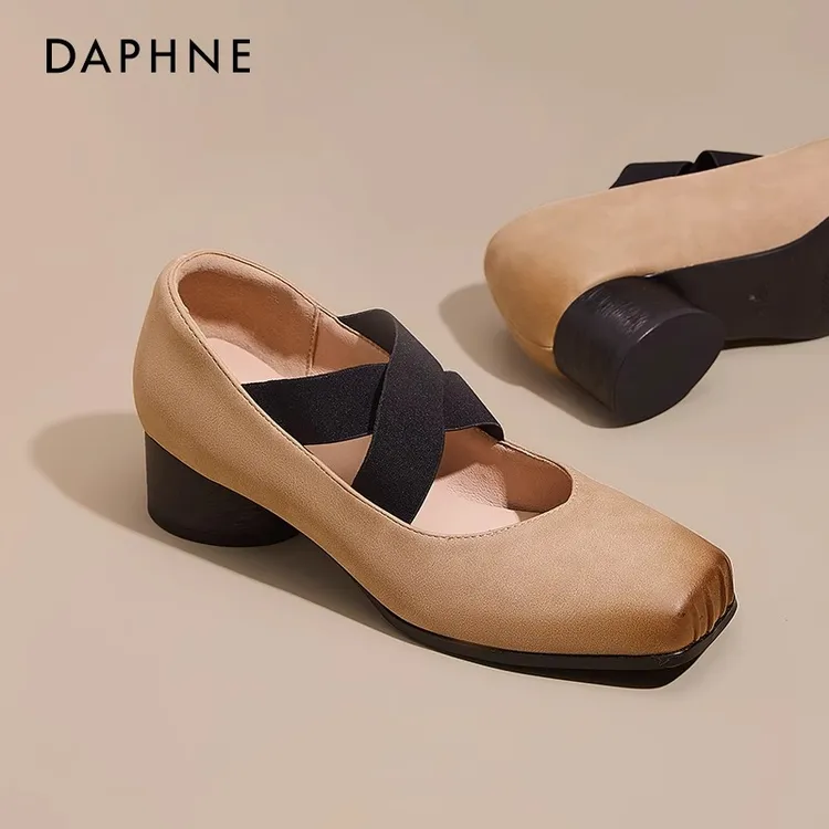 达芙妮芭蕾单鞋女2025新款秋冬新中式方头猪鼻子粗高跟玛丽珍女鞋
