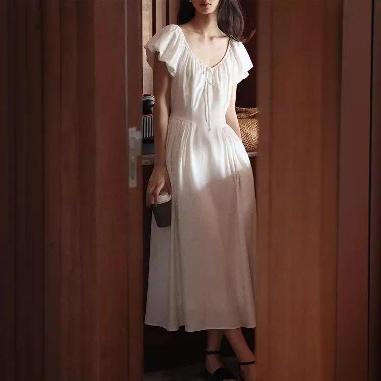 美丽的皇帝逛画廊的女孩抗皱法式领连衣裙显瘦仙女优雅长裙子