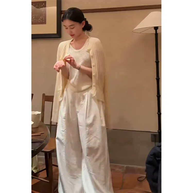 2025春季新款修身显瘦简约百搭正肩短袖针织开衫外套上衣直筒长裤