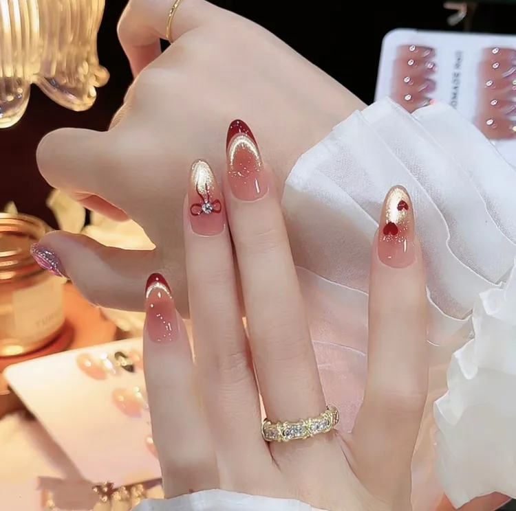 【酒红密语】纯手工穿戴甲显白气质高级纯手作美甲贴片10片装批发