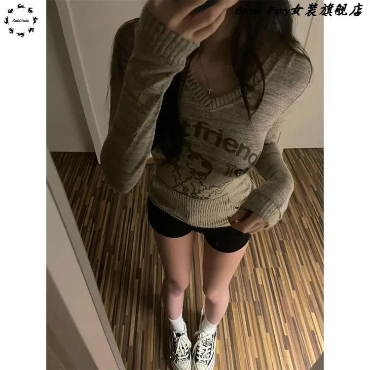 美式复古辣妹V领针织衫女秋冬内搭打底毛衣修身显瘦长袖上衣