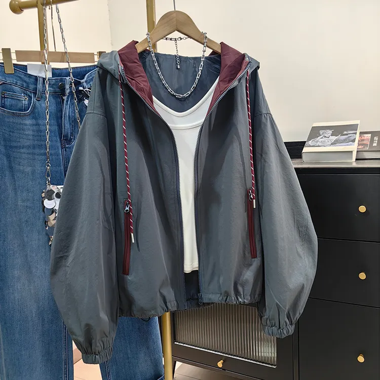 胖妹妹240斤大码美式流行设计感夹克连帽衫女秋冬宽松冲锋衣外套