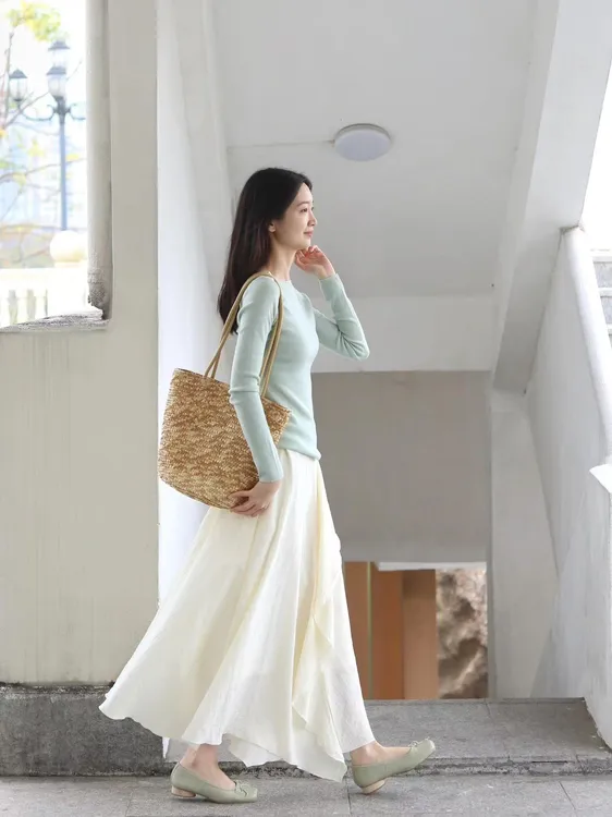 2025早春新款超好看针织长袖修身显瘦上衣百搭显瘦温柔风半身裙