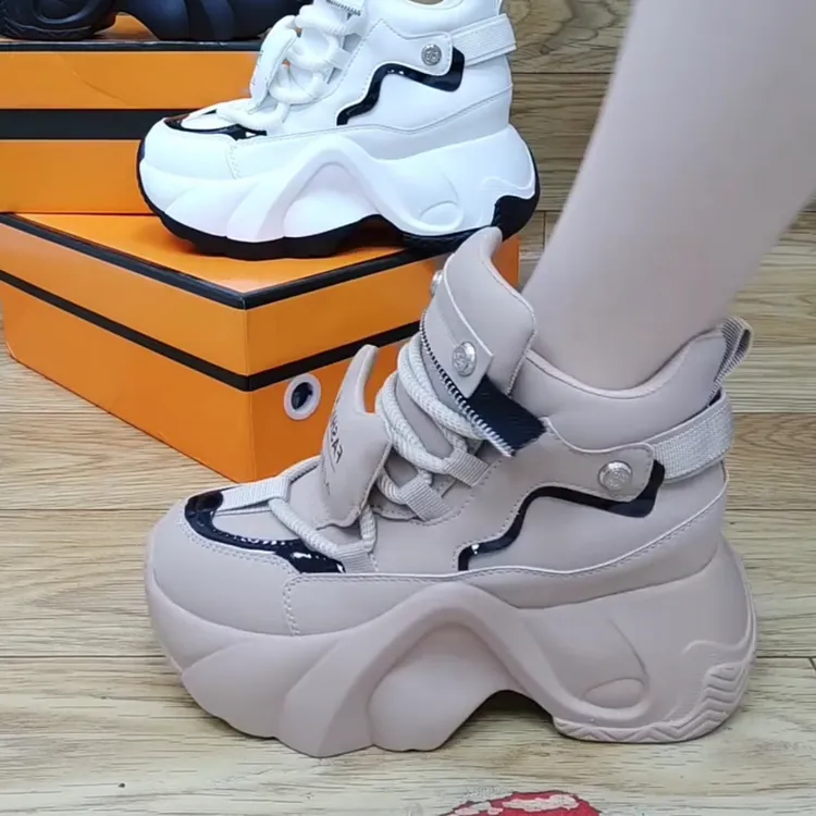 小个子穿的鞋子女爆款春秋款内增高老爹鞋松糕厚底洋气休闲运动鞋