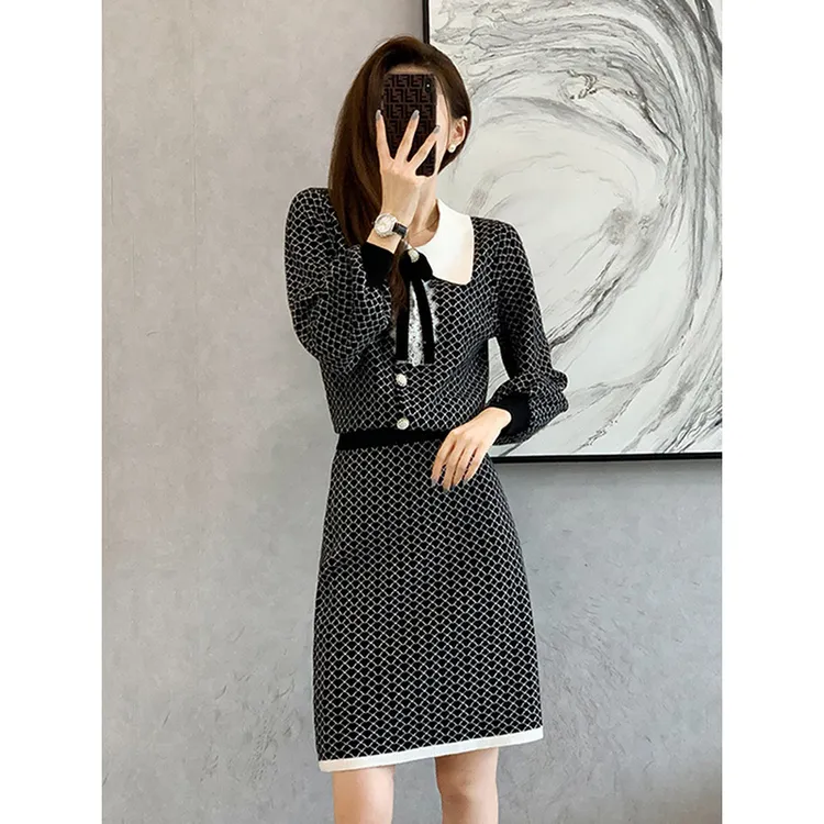 打底复古炸街小香风套装裙秋季新款气质百搭女装格子半身裙针织两