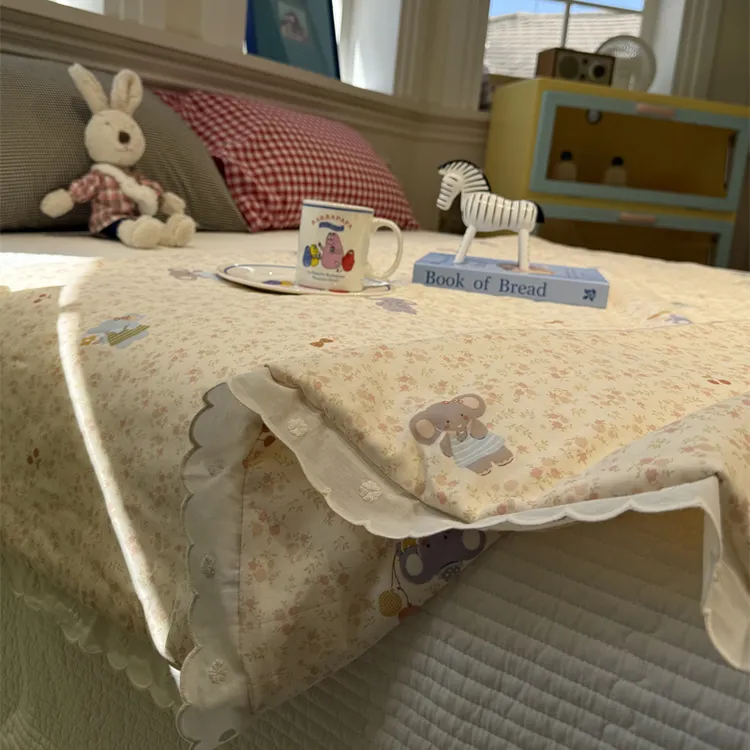 易安阁蕾丝花边双层纱碎花小象夏凉被单双人被芯田园A类空调被